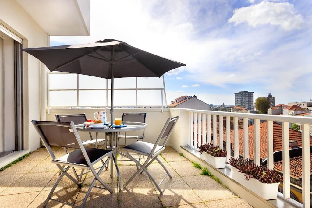 Aida's Haven Penthouse&parking * Oporto